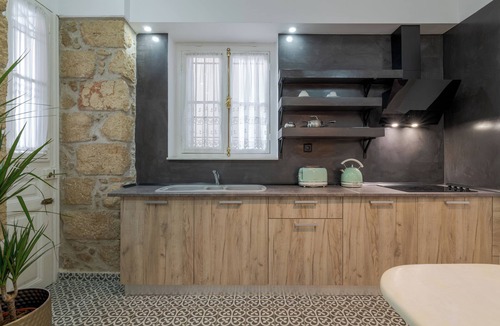 Plaka Apartment | Executive Suite Aegeus by 2 Mazi Suites