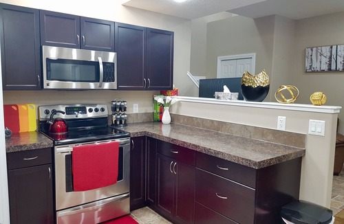 Grande Prairie Apartment | ❤️Executive Suite❤️By 2 Shopping Centres, Costco .