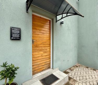 Kimberley Apartment | Executive Suite Mac Dougall