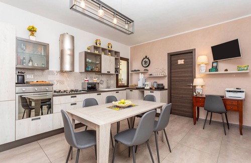 Savoca Apartment | 'Executive Suite' room with private balcony, sea view, Wi-Fi and air conditioning