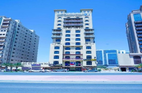 Naif House | Executive Suite | Royal Reflections Luxury