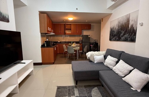 Bonifacio Global City Condo | Executive Suites Bellagio Golf View Residences