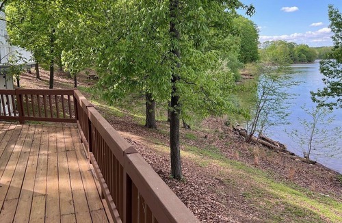 Grand Rivers Condo | Executive Three Bedroom Yacht Condo