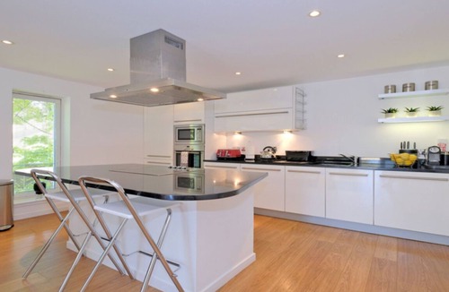 Central Aberdeen Apartment | Executive three bedroom apartment in Aberdeen’s West End