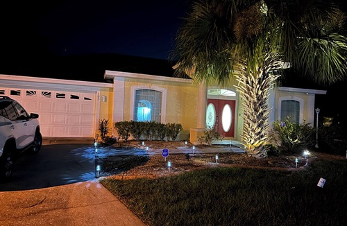 Bridgewater Crossing Villa | Executive Villa with lake views and south facing pool 4 bed 3 bath near parks