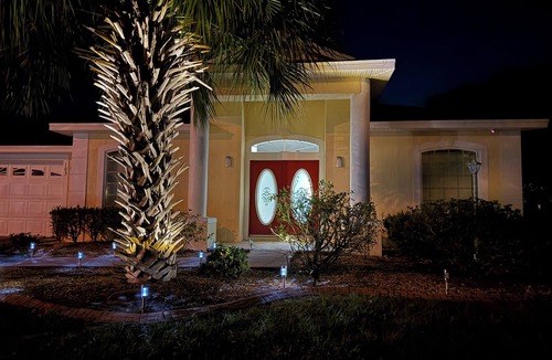 Bridgewater Crossing Villa | Executive Villa with lake views and south facing pool 4 bed 3 bath near parks