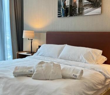 Benito Juarez Apartment | Executive WTC View Suite w Pool