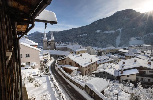 Berchtesgaden Apartment | Exklusive Ferienwohnung im Historischen Hofmusikerhaus Über den Dächern Berchtes
