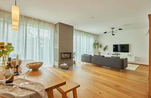 Bretten Villa | Exklusive Villa-Eggert mit Kamin & Terasse für 6 Personen im Bretten