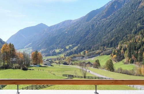 Anterselva Apartment | Exklusives Alpines Apartment Umgeben von Intakten Wiesen- und Waldlandschaften