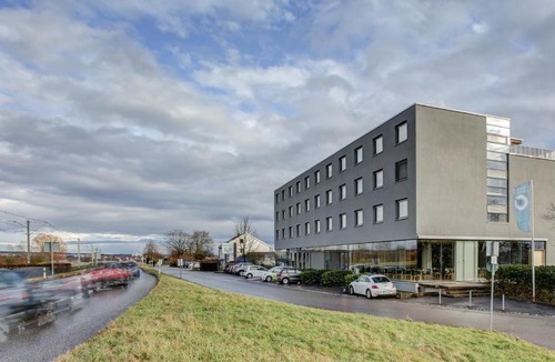 Ostfildern Hotel | eXo Fly Level 4 Hotel Stuttgart-Flughafen