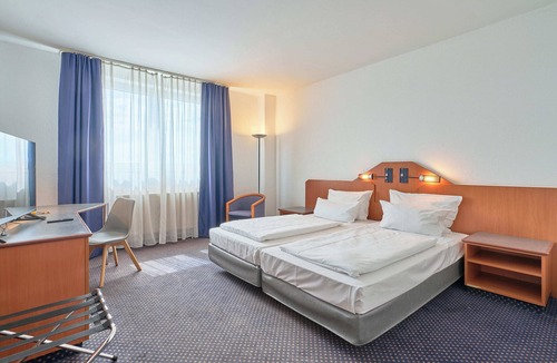 Schwetzingen Hotel | eXo Square Heidelberg-Schwetzingen - By SuperFly Hotels