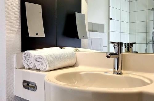 Schwetzingen Hotel | eXo Square Heidelberg-Schwetzingen - By SuperFly Hotels