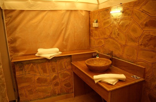 Kanoi Other | Exotic Luxury Camps
