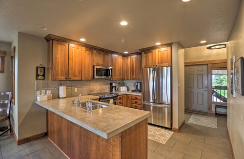 Bigfork Apartment | Expansive Bigfork Resort Retreat on Flathead Lake!