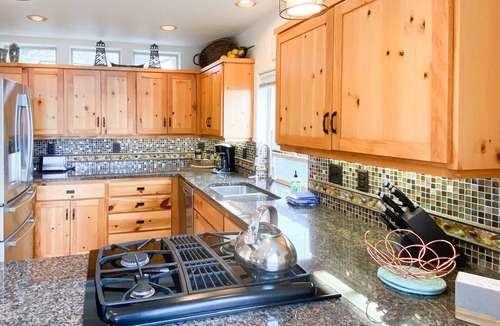 Gleneden Beach House | Expansive Ocean Views, Easy Beach Access, Privacy, BBQ, Hot Tub, Oceanfront!