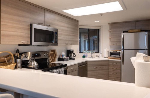 Rio del Mar Villa | Expansive Ocean Views-Prime Condo at Seascape!