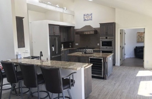 Mendocino House | Expansive Ocean Views, Totally Remodeled, 5 Min to Village