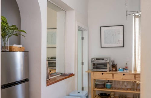 Saratoga Springs Apartment | Expansive open loft apartment in the middle of downtown. Great for groups.