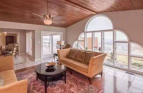 Speed House | Expansive view w/plenty of space to enjoy watching the sunrise every morning