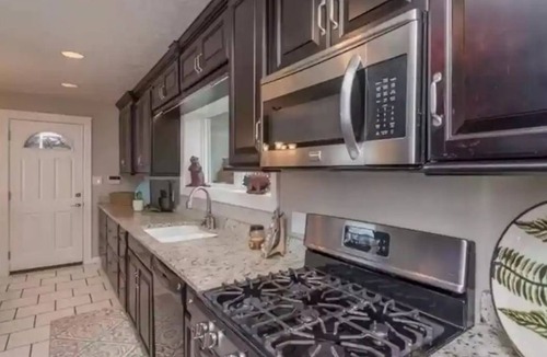 Speed House | Expansive view w/plenty of space to enjoy watching the sunrise every morning