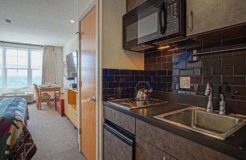 Edray Condo | Expedition Station #306: Slope Side - For couples or W/young children.
