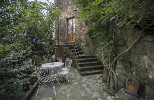 Proceno Apartment | Experience a breathtaking vacation in a castle, restaurant, stunning views