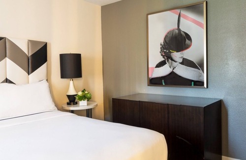 Norma Triangle Hotel | Experience a Luxurious Stay with Balcony, Rooftop Swimming Pool, Pet-friendly