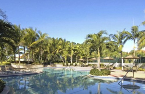 Pelican Resort | Experience a luxurious stay on the water at Marina Village in Cape Coral, Fl!