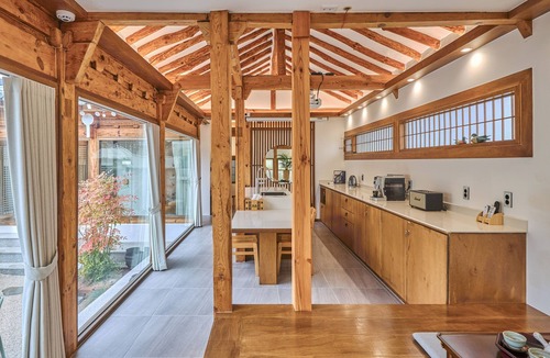 Andong Villa | Experience a private stay in Andong, a city steeped in cultural heritage.
