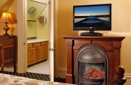 Central Business District Bed & Breakfast | Experience a relaxing, cozy and friendly stay. Walking distance to downtown!