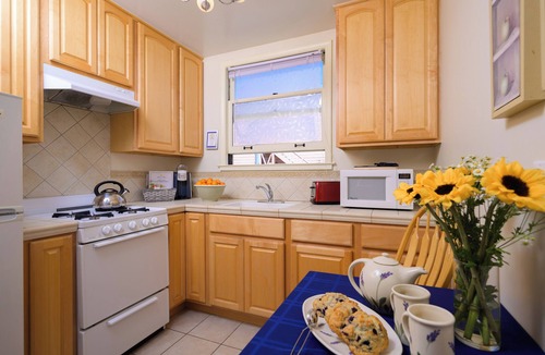 Marina District Hotel | Experience a Tranquil Oasis at Marina Motel -San Francisco's Best Kept Secret!