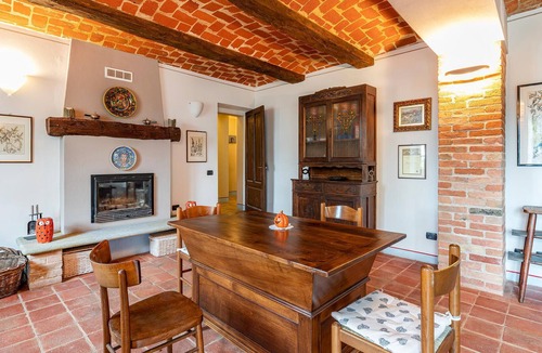 Belveglio House | Experience a vacation in Piedmont in this vacation home with panoramic view in Belveglio.