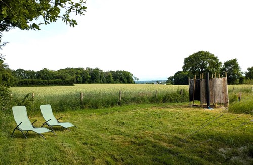 Saint-Palais RV Rental | Experience an unusual adventure in our Jungle Tent with vintage military truck