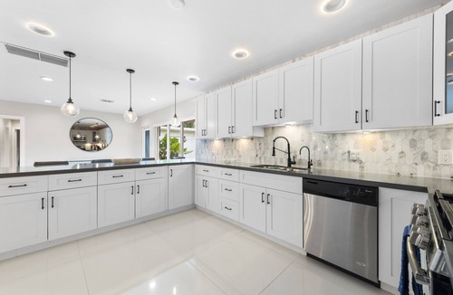 Keystone Point Villa | Experience Bayfront Bliss: Your Ultimate Miami Getaway Awaits!