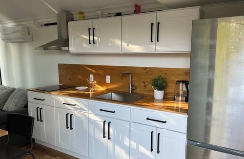 Longview Cottage | Experience "Big Living" in a Modern Tiny House - Central PNW Location