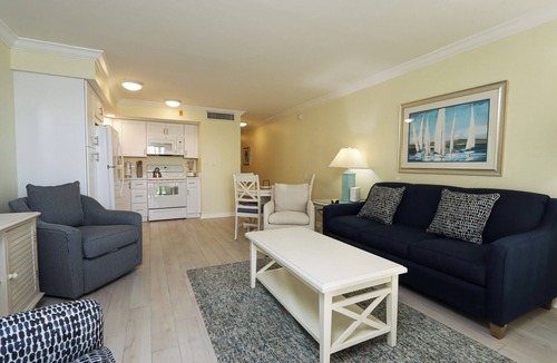 Captiva Villa | Experience breathtaking views of Pine Island Sound from the stunning Bayside Villa 5220