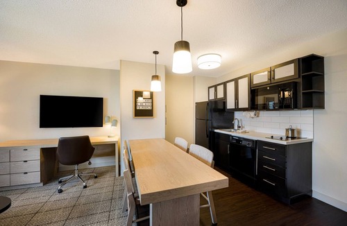 Exchange Place North Hotel | Experience Colgate Clock! Spacious Suite! Near Light Rail!