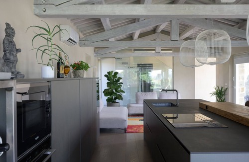 Terontola Villa | Experience Cortona at modern and cozy Qi Villa & Spa