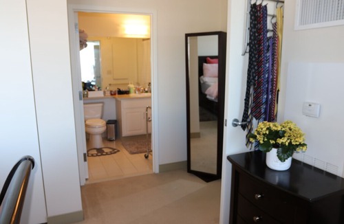 Downtown Hartford Apartment | Experience Downtown Hartford from the top !
