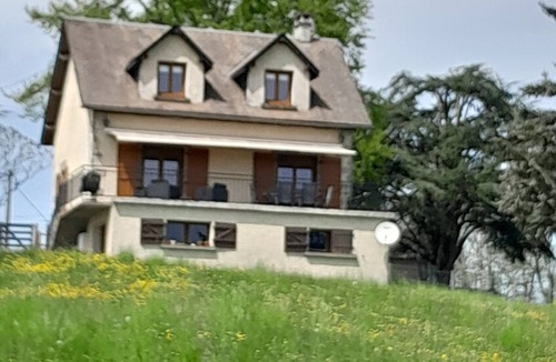 Confolent-Port-Dieu House | Experience an authentic stay in Haute Corrèze in the heart of preserved nature.