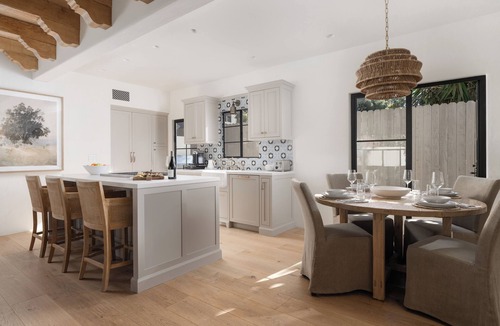 Montecito Cottage | Experience luxury at Cabana de Laurel in Montecito, a serene cottage for four.