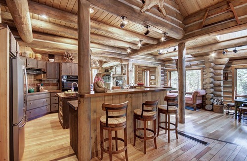 Breckenridge House | Experience luxury at Bear Lodge, a spacious 6-bedroom retreat in Breckenridge!