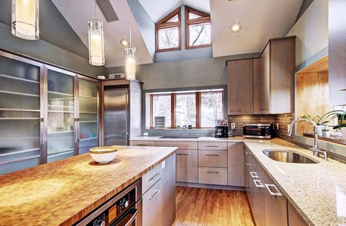 Baldy Mountain House | Experience luxury at 10 Southface, a spacious 4BR home in Breckenridge with mountain views.