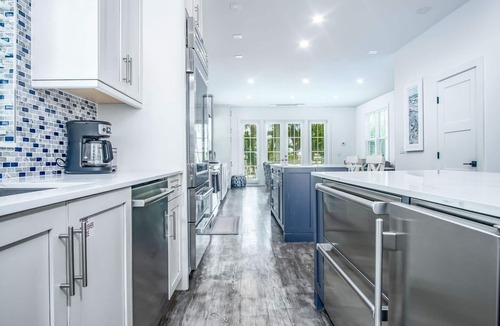 Islamorada House | Experience luxury at Angler's Reef 150 in scenic Islamorada—perfect for families!
