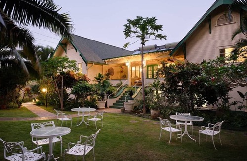 Wailuku House | Experience luxury at The Ulu Suite | Garden patio