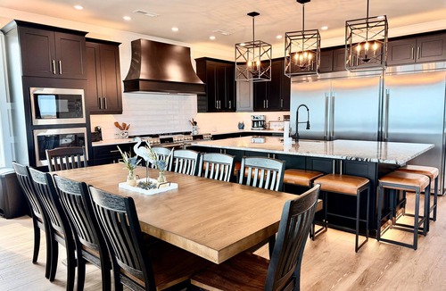 Yaupon Beach House | Experience luxury at 'How Suite It Is'—14-bedroom oceanfront retreat in Oak Island!