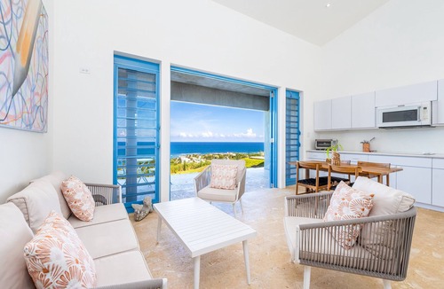 Aguacate House | Experience mesmerizing views at The Cliff House from your private plunge pool