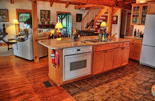 Boone Ski Chalet | Experience mountain views in this 3-bedroom chalet, perfect for family getaways in Boone, NC.
