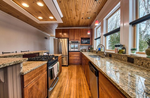 Ellsworth House | Experience Northern Michigan in a Unique Charlevoix Retreat with Stunning Views